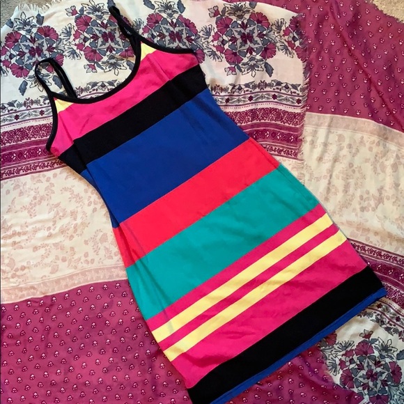 Super cute mini colorful dress✨ - Picture 2 of 5